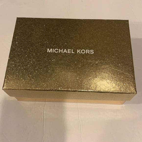 Michael Kors Cosmetic/Jewelry Case -Brand New in Box and with Tags - Picture 12 of 16